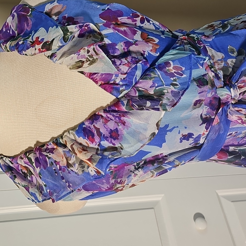 Lauren Ralph Lauren Wrap FlorL Dress In Si,e 8.blue/pink. - Picture 2 of 8